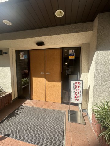 品川区西五反田８丁目の賃貸マンションのエントランス|管理体制良好です。