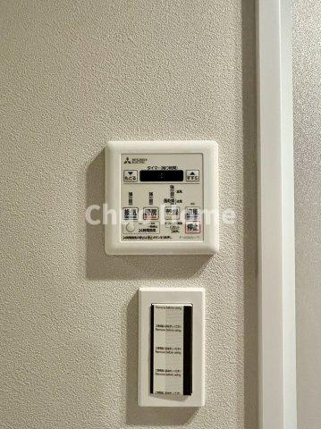 グランベル上野の杜|【浴室乾燥機】暖房・冷風・換気・乾燥が可能です。毎日を快適に過ごせるうれしい機能が揃っています。雨の日の洗濯物も安心です。
