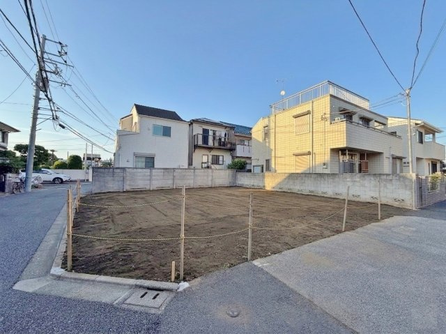 練馬区春日町4丁目 限定1区画の前面道路含む現地写真|建築条件ございません
お好みのハウスメーカーにて建築できます