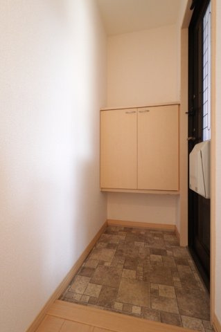 クレールヴィラ三和Ａの玄関
