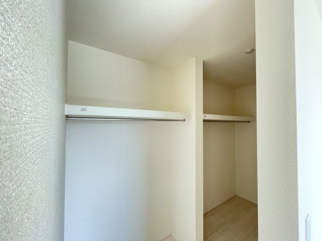 藤岡市下栗須24-1期（全4棟）1号棟の収納