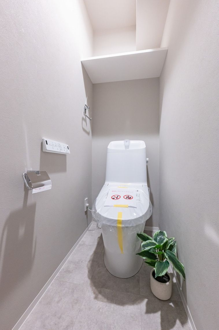ルジェンテ・リベル上野稲荷町のトイレ|ルジェンテ・リベル上野稲荷町：ウォシュレット機能付きトイレです！