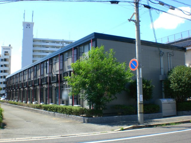 レオパレスみさきの外観