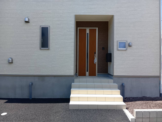 【外観】 | 沼津市西間門第10 新築建売分譲住宅 土地＋建物 TW06171 | 沼津市西間門　２号棟　外観　※令和8年８月１0月撮影