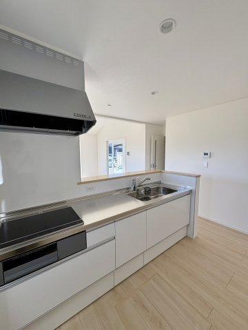 筑後市常用　第5　1号棟のキッチン|システムキッチンで料理をより一層楽しく