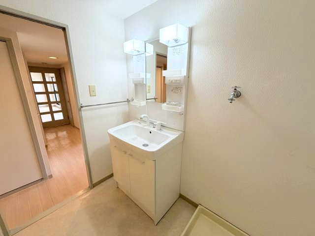 リバーサイド青谷の独立洗面台