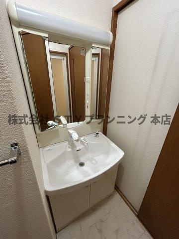 仲介手数料０円！レージュ庄内通の洗面所