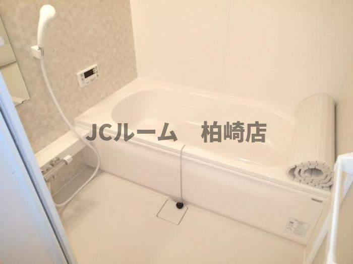 シュエット フルールの浴室