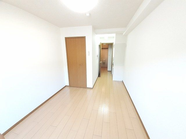ヴァレ谷上の内装