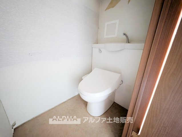 ライオンズマンション河辺シティのキッチン|【Life without end】
◆キッチンからは家族◆の様子が見ることができ、いつでも安心して料理ができる。そして、効率よく家事を進めるために必須な食洗器が家族との大切な時間を生む。