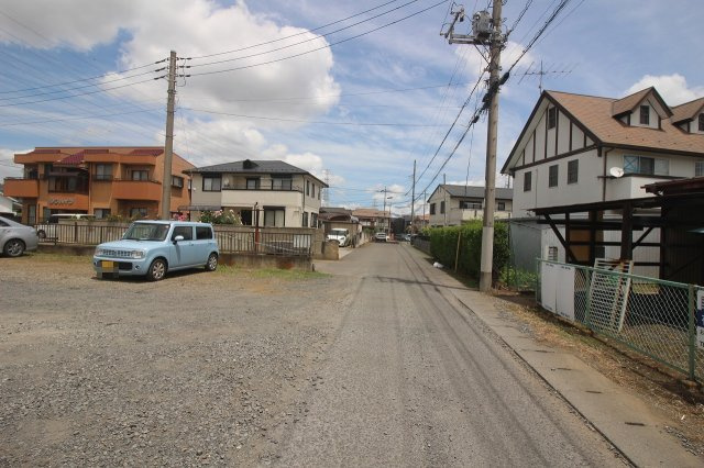 小山市神山2丁目の前面道路含む現地写真|西側より（2026年5月撮影）