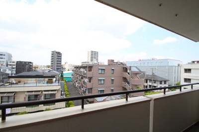 【展望】 | ラ・プリメーラ | ※同建物ほかのお部屋の写真です。