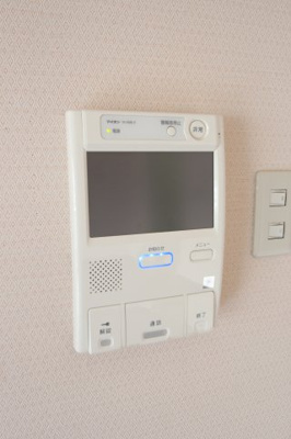 【セキュリティ】 | ラ・プリメーラ | ※同建物ほかのお部屋の写真です。
