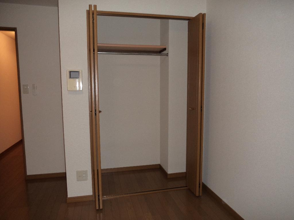 アンプルールフェールVertの収納
