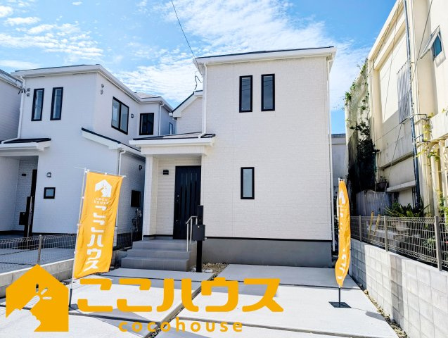読谷村大木70番　新築戸建て　全3棟　A号棟の外観|シックで上質な佇まい