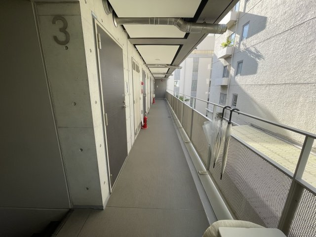 【ロビー】
