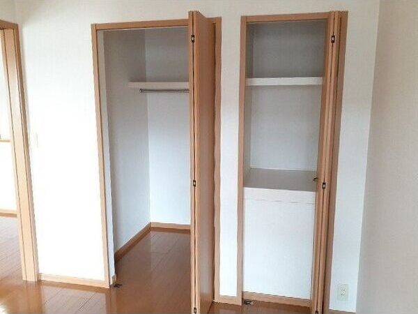 パークあおなみⅡの収納