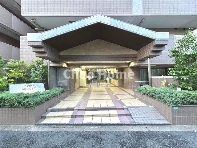 エクセル西葛西のエントランス|【エントランス】マンションのエントランスは、その物件の印象を決める、顔とも言える場所です。毎日通る場所ですからきれいなのが一番です。