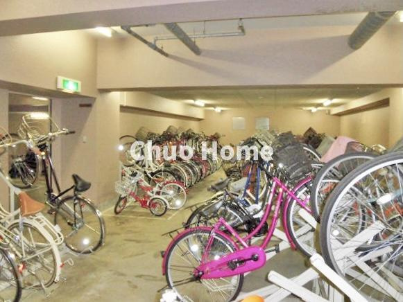 エクセル西葛西の駐輪場|【自転車置き場】最新の空き状況や費用などの詳細は担当スタッフまでお問い合わせください。