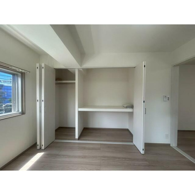【収納】 | マンション方南町二葉 | クローゼット完備。
