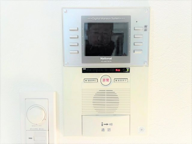 日興パレグランデ八王子のセキュリティ|～TVモニター付インターホン　訪問者の確認に便利です～