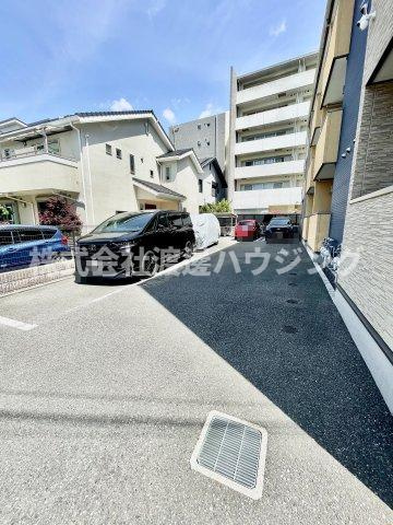 ラ・フォンテの駐車場