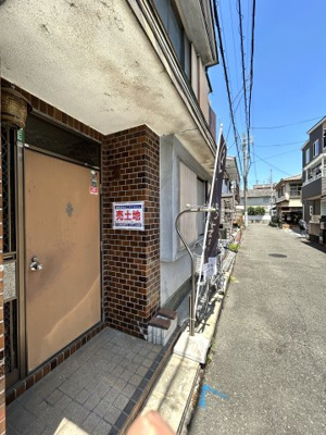 【外観】 | ■高槻市南松原町■建築条件無しの整形地 | ■建築条件無しの整形地(お好きなハウスメーカーにて建築可能です)
■有効宅地面積59.8平米（約18.08坪）