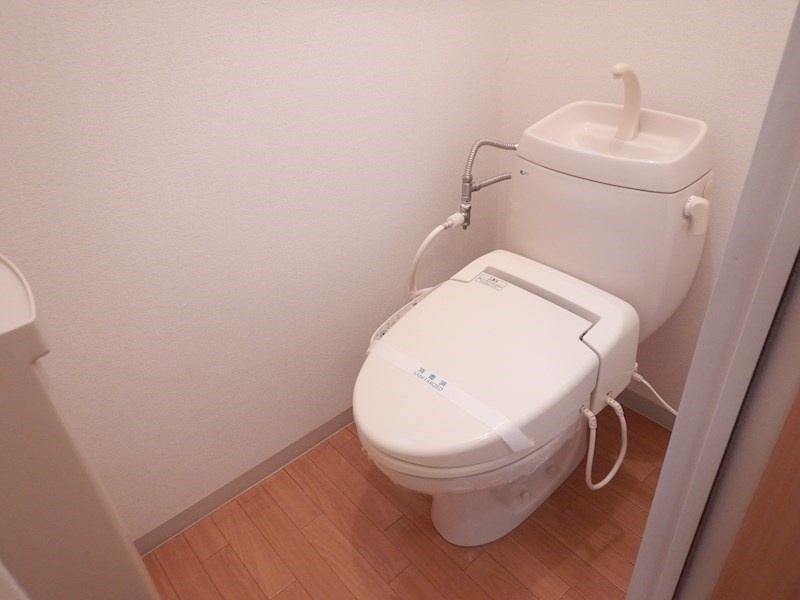 ブランナール武庫Ⅰのトイレ|シンプルで使いやすいトイレです