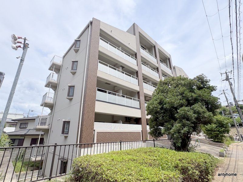 INOVE上山手　仲介手数料無料の外観