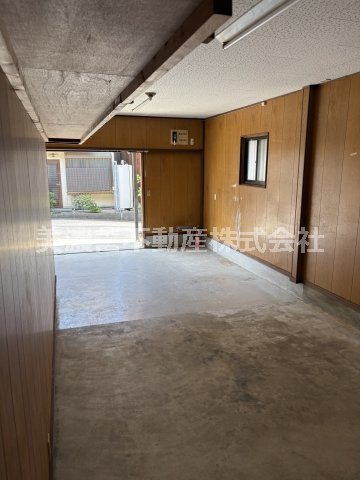 ６６９７９　羽島郡岐南町徳田西中古戸建ての駐車場