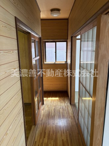 ６６９７９　羽島郡岐南町徳田西中古戸建ての内装