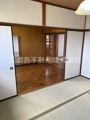 ６６９７９　羽島郡岐南町徳田西中古戸建ての和室