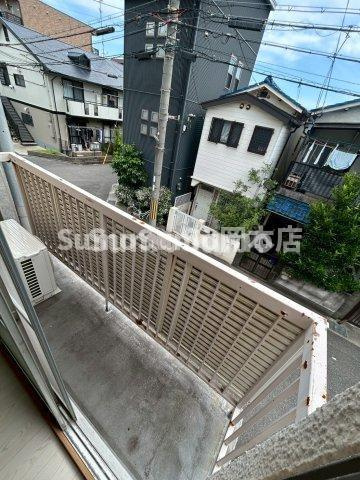 神戸市東灘区御影本町８丁目のアパートのバルコニー|バルコニーからの眺めを楽しみながら食事をしませんか