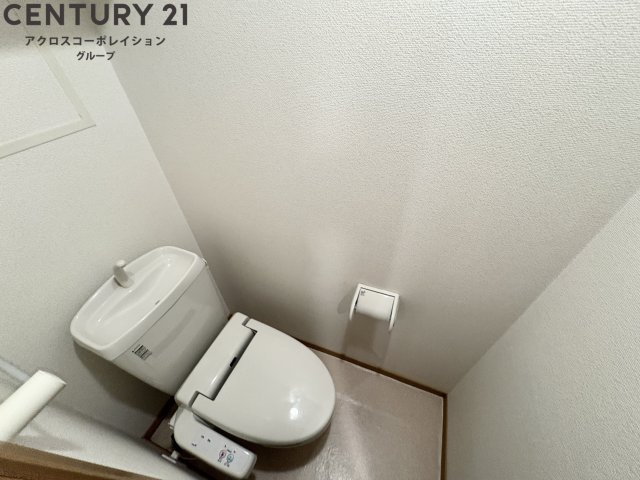 ゆったり落ち着けるトイレです