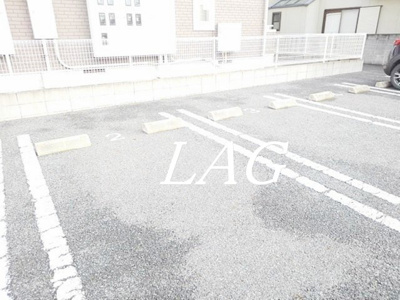 【駐車場】 | ドゥーメゾンⅡ番館 | 駐車場です。