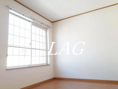 【寝室】 | ドゥーメゾンⅡ番館 | 寝室です。
