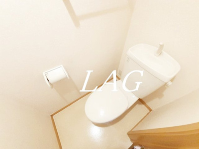 【トイレ】 | ドゥーメゾンⅡ番館 | トイレです。