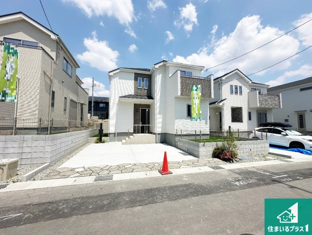 ●生駒市萩の台　新築一戸建ての外観|お客様に長く安心して住んでいだだける事にこだわった家づくり！住んでからのアフターサービスにもしっかりと取り組んでいます！