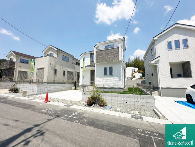 ●生駒市萩の台　新築一戸建ての外観|安心の10年保証！外観を美しく保ち、雨水で汚れを落とします！気になることがありましたら、お気軽にお問い合わせください！