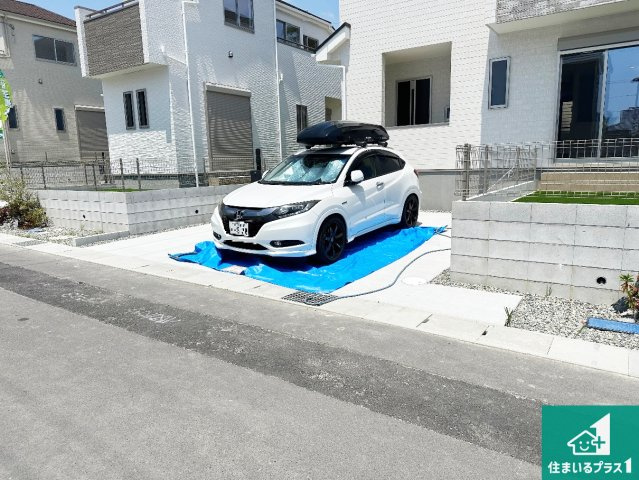 ●生駒市萩の台　新築一戸建ての駐車場|駐車スペース！散水栓があるので、こまめに愛車を洗えます！