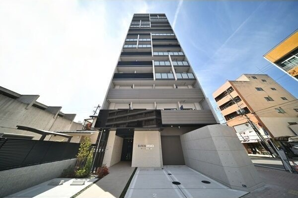 S-RESIDENCE名駅北alesia(アレシア)　FR、家具家電キャンペーン実施中のエントランス