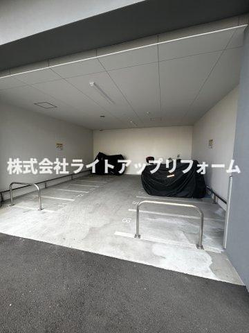 セレニテ神戸ミラクノールの駐車場