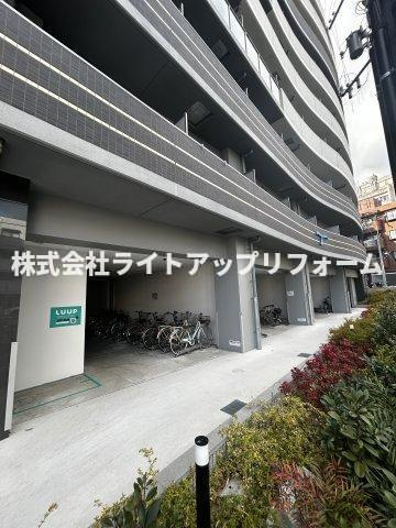 セレニテ神戸ミラクノールの駐車場