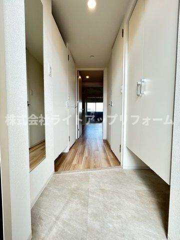 セレニテ神戸ミラクノールの玄関