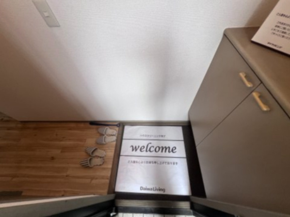カムールヨシカワの玄関