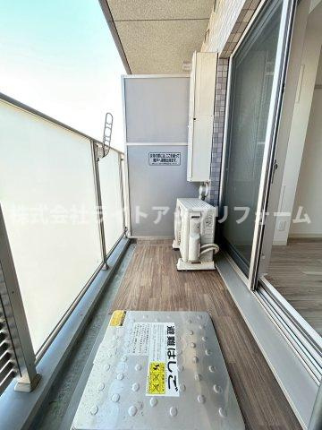 プレサンスKOBEシフォンのバルコニー