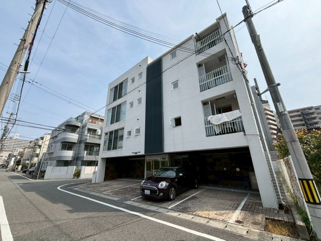 REGULUS　KONAN　YAMATE（レグルス甲南山手）