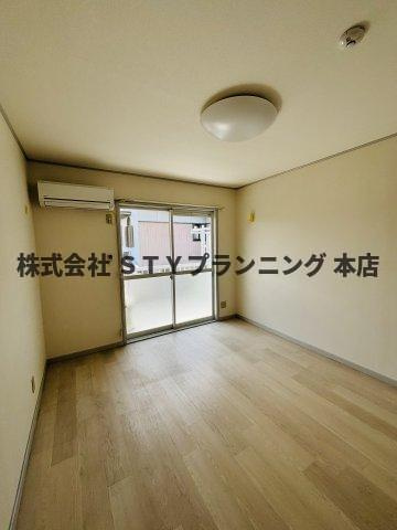 仲介手数料0円！コーポ晃曜の洋室