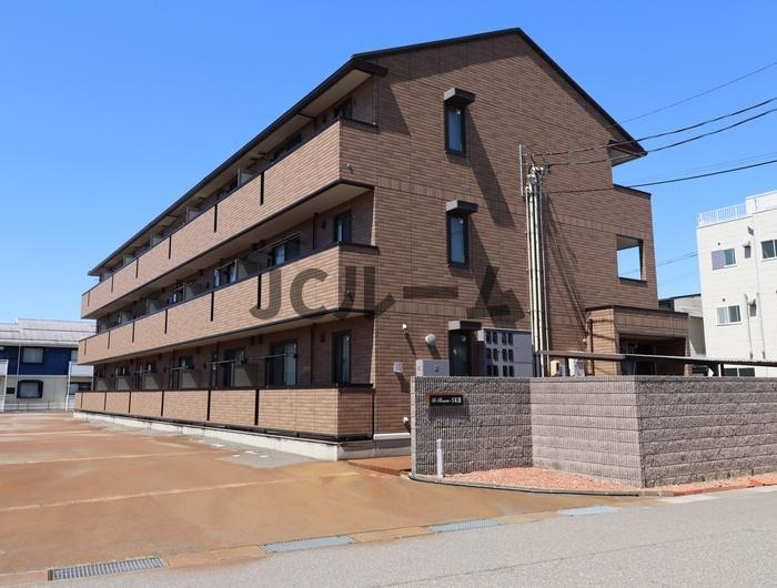 柏崎市田中のアパート