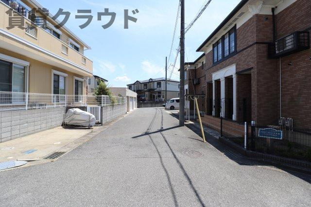 コモドフォレスタⅥの周辺